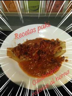 Una foto de Calabacines rellenos con carne picada a mi manera 💠