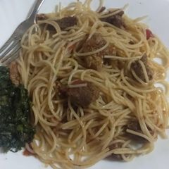A picture of Meat in spaghetti.