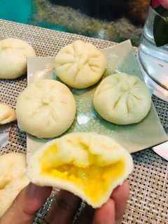 Hình của món Bánh bao kim sa trứng muối.