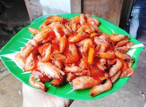 Hình của món Tôm rang mặn ngọt.