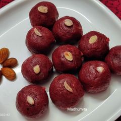Beetroot Sweet potato Ladoos A picture of Beetroot Sweet potato Ladoos.