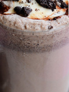 A picture of Oreo milkshake.