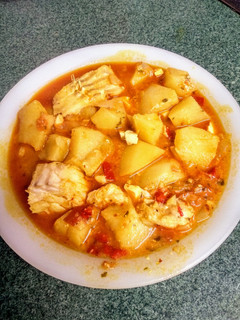Una foto de Guiso de patatas con bacalao fresco