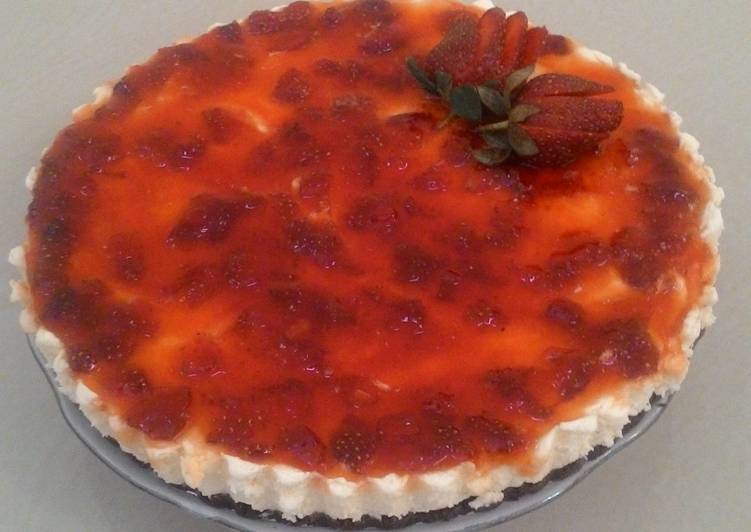 Cara Gampang Membuat Unbaked strawberry cheesecake Anti Gagal