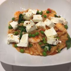 A picture of Prawn, tomato and feta orzo.
