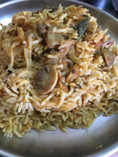 காளான் பிரியாணி (Kaalaan biryani recipe in tamil) செய்முறை முக்கிய புகைப்படம்