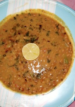 A picture of Ravan ki Daal (brown Beans).