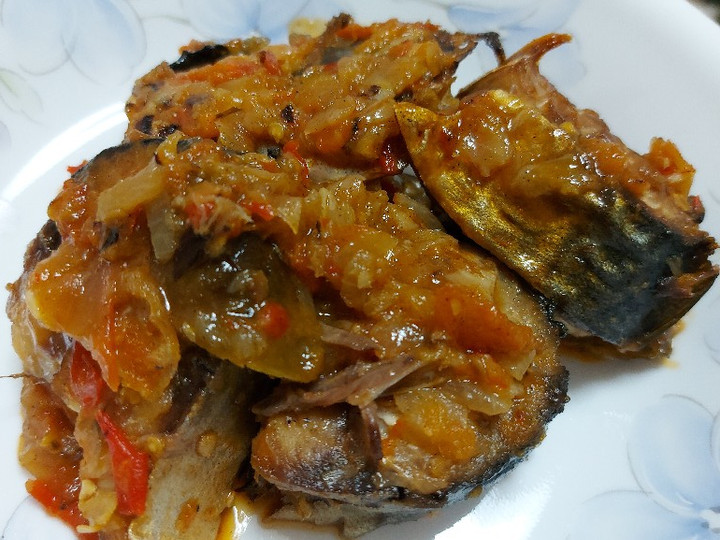 Resep Ikan saba bakar saus pedas yang Sempurna