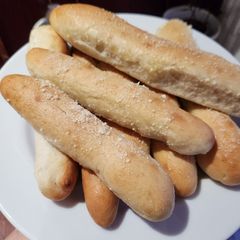 A picture of Garlic-Parm Breadsticks.