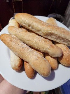 A picture of Garlic-Parm Breadsticks.