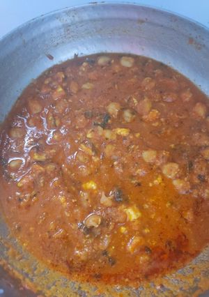 चना मसाला (chana masala recipe in Hindi) रेसिपी मुख्य फोटो