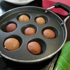 A picture of Kerala style Unniyappam.