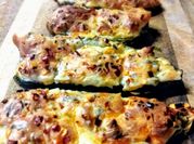 A picture of scallions pork chives