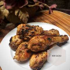 A picture of Ayam Bakar Padang.