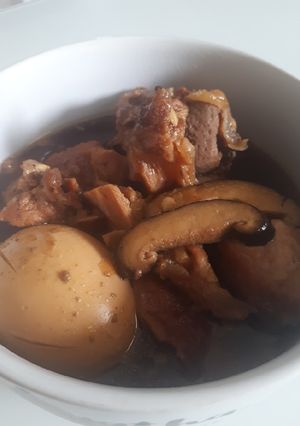 Foto resep Cu Kiok/Kaki Babi Masak Kecap (Slow Cooker)