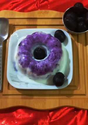 A picture of Jamun shredded ice-cream.