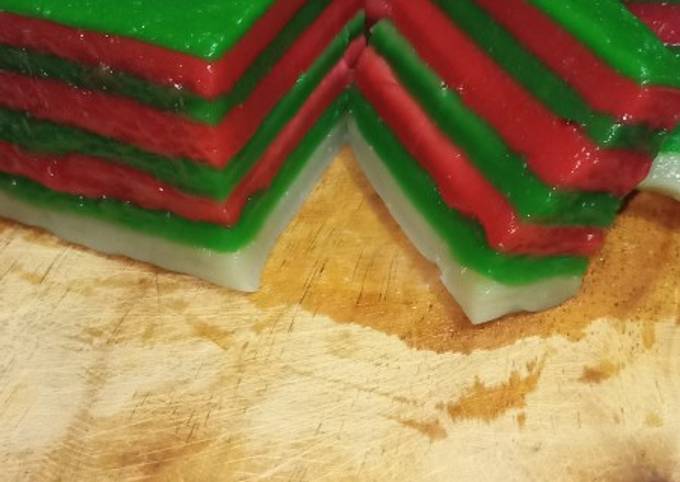 Kue Lapis Jajanan Pasar Kesukaan Anak.