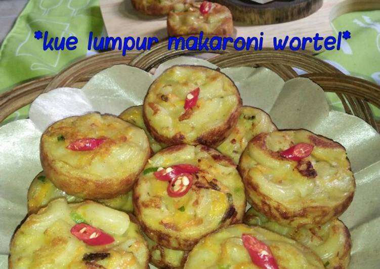 *kue lumpur makaroni wortel*