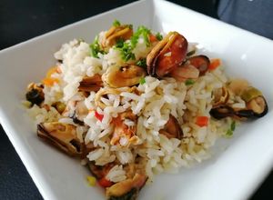 Foto principal de Arroz con choritos y camarones