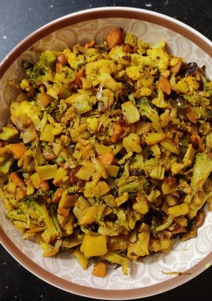 ফুলকপির মিক্সড ভাজি রেসিপির প্রধান ছবি