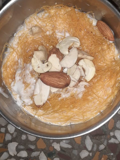 सेवई (sewai recipe in hindi) रेसिपी मुख्य फोटो