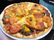 Hình ảnh của pizza thịt