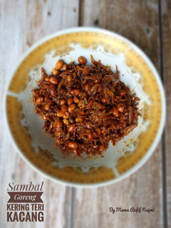 Foto resep Sambal Goreng Kering Teri Kacang