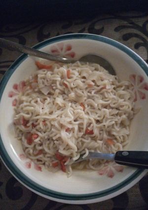A picture of Peppery Instant Noodles.