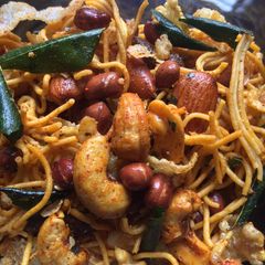 A picture of Spicy mixture (tasty snack).