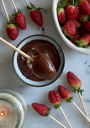Una foto de Fondue de chocolate vegana sin azúcar