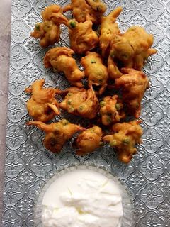 صورة لوصفة باكورة (بصل وبازلاء)