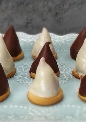 Una foto de Pinitos de dulce de leche y chocolate