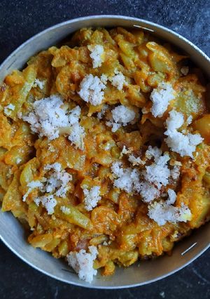 লাউয়ের কোর্মা(Lauer korma recipe in Bengali) রেসিপির প্রধান ছবি