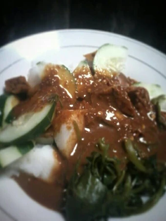 Langkah Gampang Menyiapkan Resep Rujak bumbu petis yang Menggugah Selera Anti Ribet, Lezat Sekali