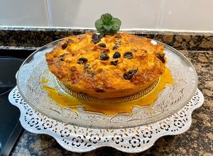 Una foto de Pastel de pan, ron y pasas sin gluten