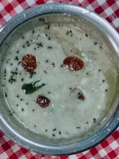 பீர்க்கங்காய் பால் ஊற்றி கடைதல் செய்முறை முக்கிய புகைப்படம்