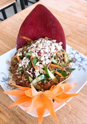 Hình của món Nộm hoa chuối.