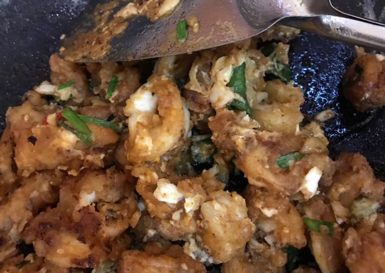 Bagaimana Menyiapkan Cumi salted egg enak &amp; gampang yang Enak