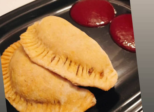 Una foto de Empanadas con masa de calabaza!