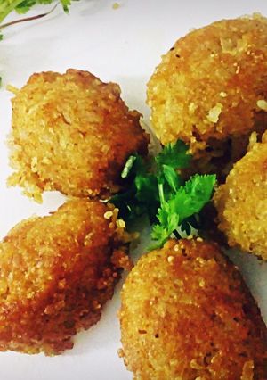 A picture of Rice coconut bites.