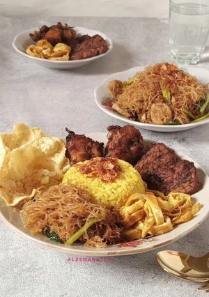 Foto resep 493. Nasi Kuning Komplit Bumbu Praktis