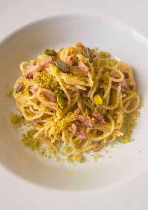 Foto principal de Pasta con Queso Italiano y Pistacho