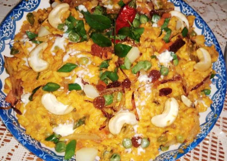 Step-by-Step Guide to Prepare Homemade Shahi Khichdi
