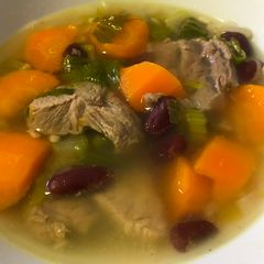A picture of Red Bean and Beef soup.