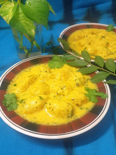 રસિયા મુઠીયા (Rasiya Muthiya Recipe In Gujarati) રેસીપી મુખ્ય ફોટો