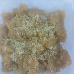 A picture of Besan and semolina halwa.