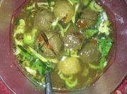 Gambar sop bakso ikan sayur caisin