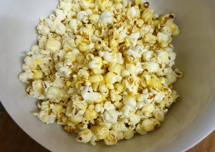 Honey butter popcorn