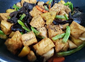 Hình của món Đậu hũ kho chay.