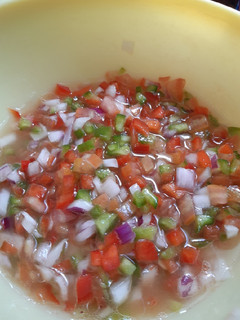 Una foto de Salsa Criolla